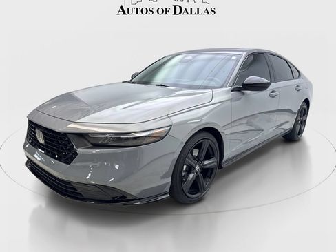 Used 2025 Honda Accord Sport image 2