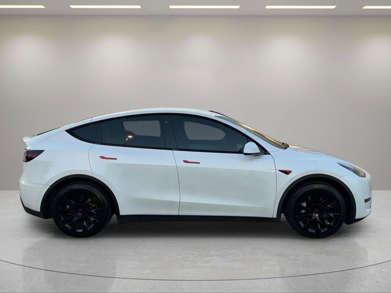 Used 2020 Tesla Model Y Long Range AWD/4WD image 8