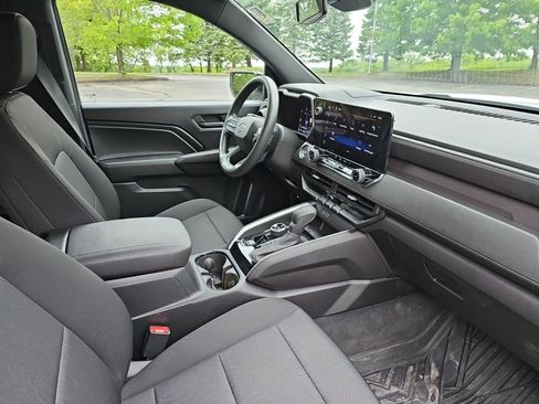Used 2023 Chevrolet Colorado Trail Boss w/ Advanced Trailering Package AWD/4WD image 11
