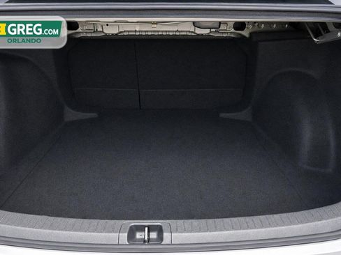 Used 2024 Toyota Corolla LE FWD image 17