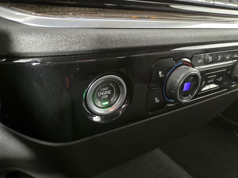 Used 2022 Chevrolet Silverado 1500 LT image 25