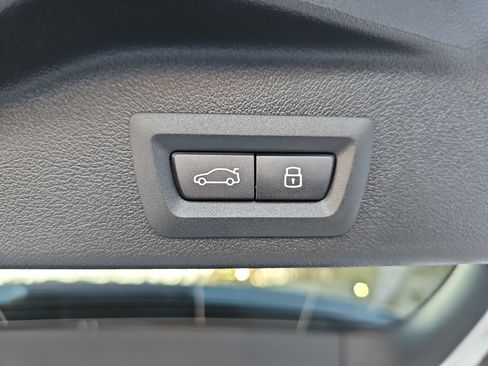 New 2026 BMW X5 xDrive40i w/ Climate Comfort Package AWD/4WD image 15