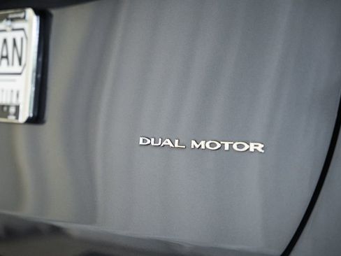 Used 2023 Tesla Model Y Long Range AWD/4WD image 7