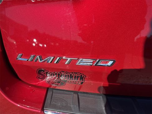 Used 2020 Ford Explorer Limited image 20