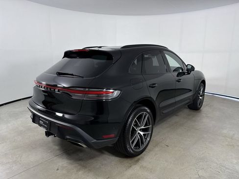 Certified 2024 Porsche Macan AWD/4WD image 7
