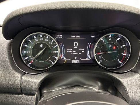 Used 2023 Maserati Ghibli Modena image 16