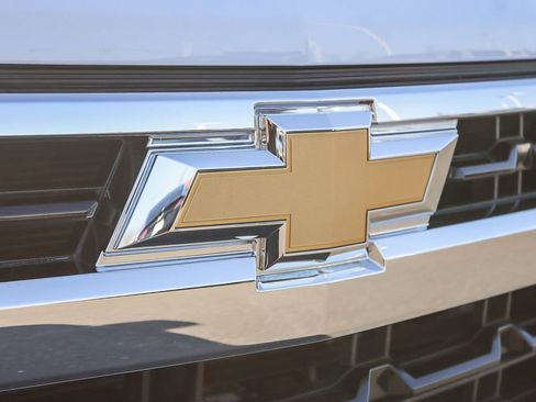 Used 2022 Chevrolet Silverado 1500 LT image 13