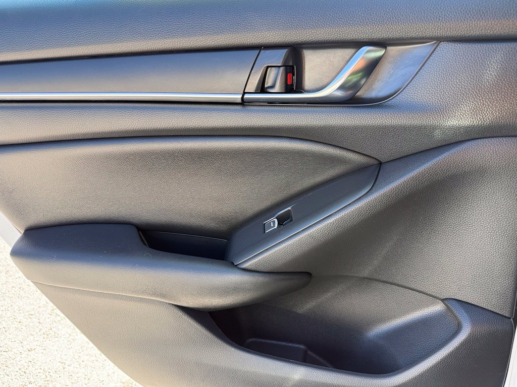 Used 2021 Honda Accord LX image 30