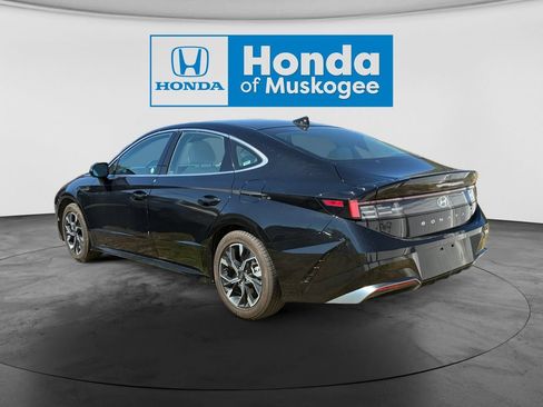 Used 2025 Hyundai Sonata SEL FWD image 5