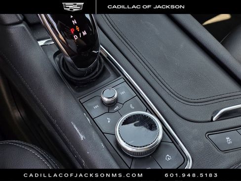 Used 2025 Cadillac XT5 Luxury FWD image 19