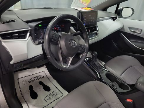 Used 2024 Toyota Corolla SE image 13