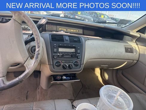 Used 2001 Toyota Avalon XLS FWD image 14