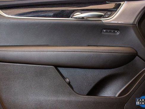 Certified 2025 Cadillac XT5 Premium Luxury image 22