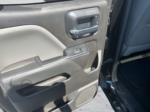 Used 2016 Chevrolet Silverado 1500 Custom w/ Custom Convenience Package AWD/4WD image 21