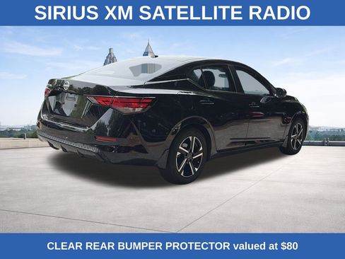 Used 2025 Nissan Sentra SV w/ All-Weather Package FWD image 5
