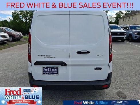 Certified 2022 Ford Transit Connect XLT FWD image 9
