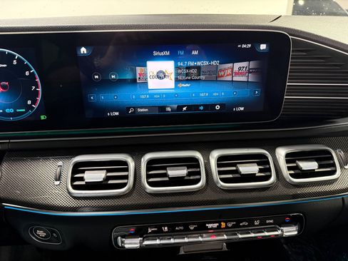 Used 2020 Mercedes-Benz GLE 450 4MATIC w/ Premium Package image 30