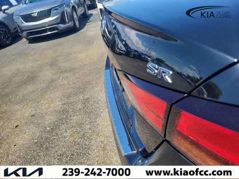 Used 2022 Nissan Altima 2.5 SR FWD image 9
