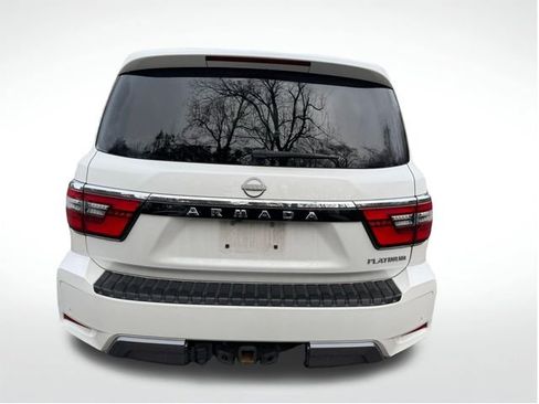 Used 2022 Nissan Armada Platinum w/ Captain's Chairs Package image 8