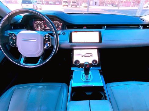 Used 2020 Land Rover Range Rover Evoque SE image 16