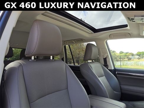 Used 2020 Lexus GX 460 Luxury image 11