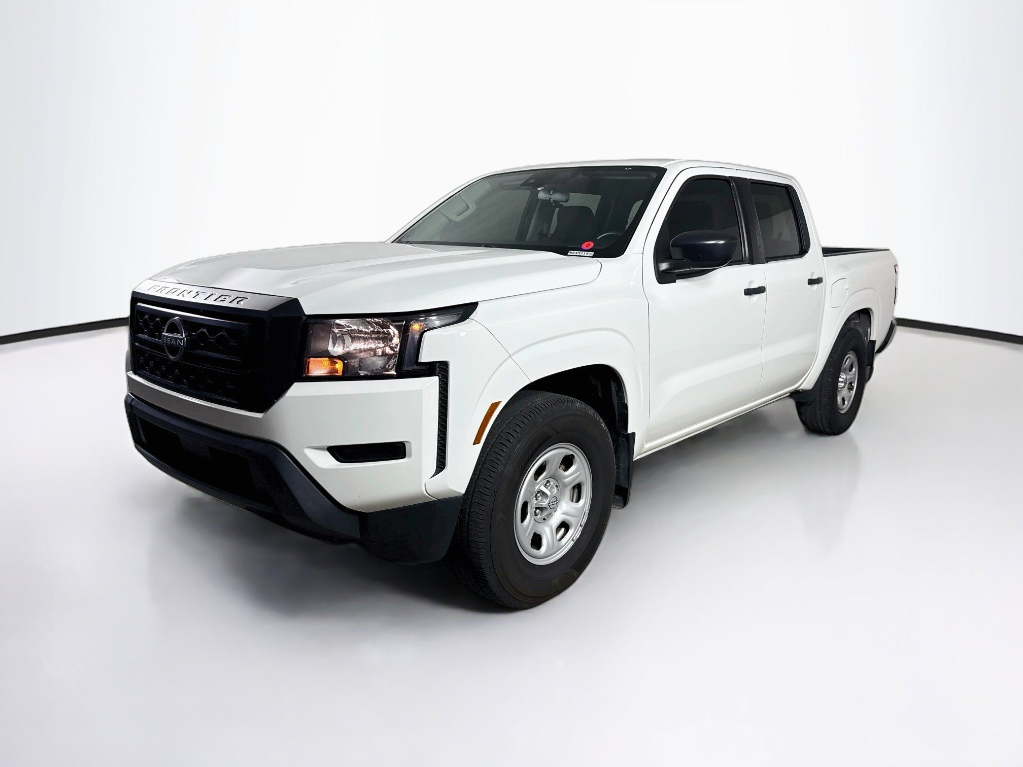 Used 2024 Nissan Frontier S RWD image 4