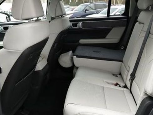 New 2026 Hyundai Santa Fe SEL image 8