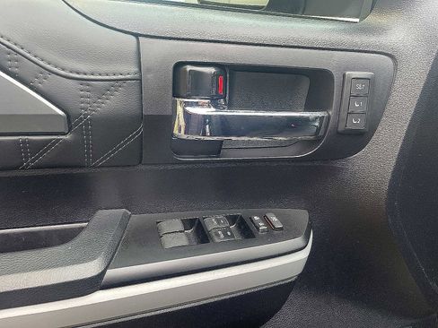Used 2020 Toyota Tundra Platinum image 21