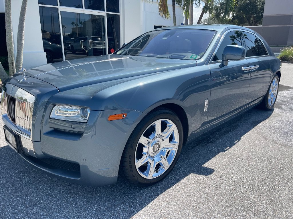 Used 2011 Rolls-Royce Ghost RWD image 35