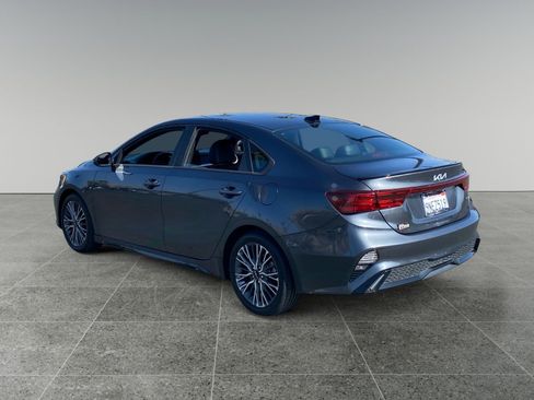 Used 2024 Kia Forte GT-Line w/ GT-Line Premium Package FWD image 3