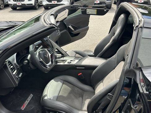 Used 2018 Chevrolet Corvette Z06 RWD image 29