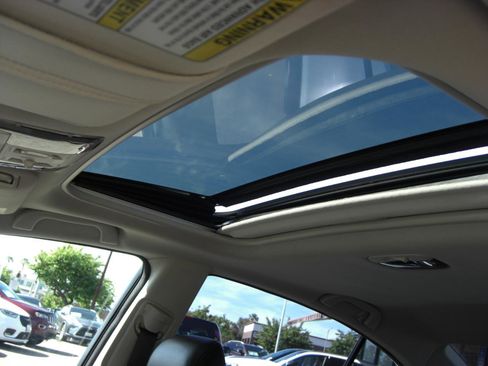 Used 2012 Subaru Legacy 2.5i Limited image 8