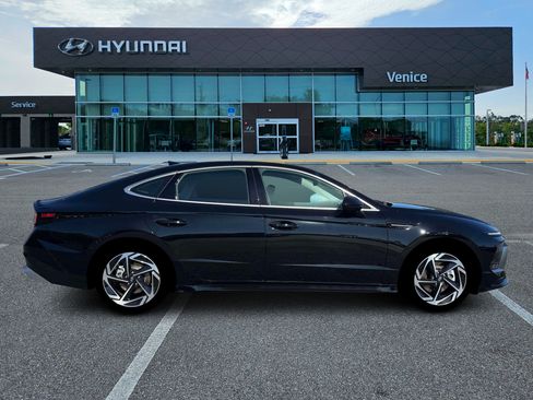New 2026 Hyundai Sonata SEL FWD image 28