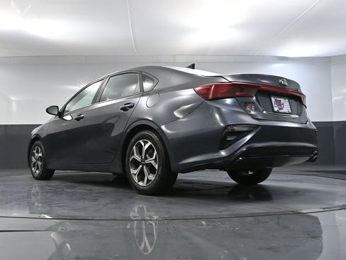 Used 2019 Kia Forte LXS image 47