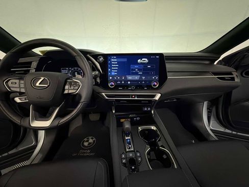 Used 2024 Lexus RX 350 Premium image 16