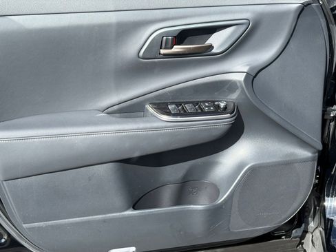 Used 2025 Toyota Crown XLE image 13