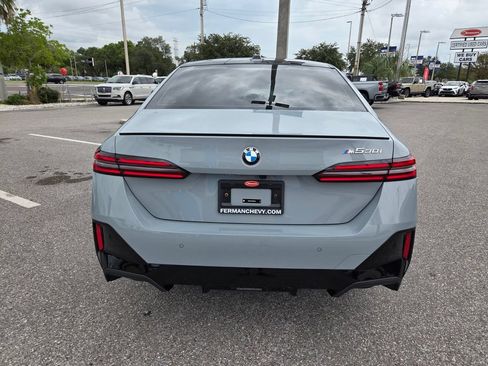 Used 2027 BMW 530i w/ M Sport Package RWD image 11