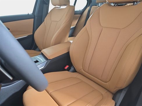 New 2025 BMW 330i xDrive Sedan w/ Premium Package image 15