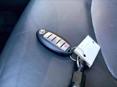 Certified 2020 Nissan Armada SL w/ Premium Package image 13