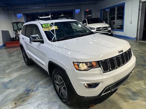 Used 2020 Jeep Grand Cherokee Limited w/ Luxury Group II image 7