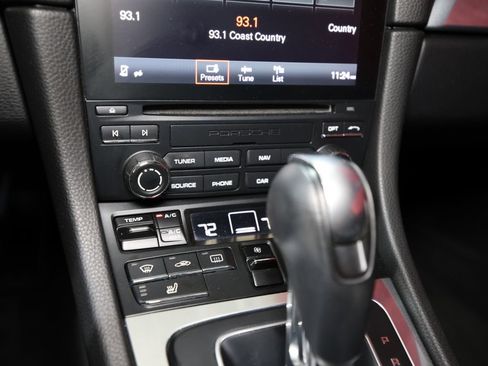 Used 2017 Porsche 911 Carrera RWD image 20