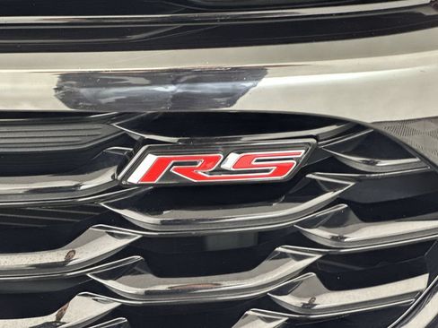 Used 2025 Chevrolet Trax RS w/ Sunroof Package FWD image 33