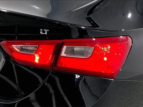 Used 2023 Chevrolet Malibu LT image 24