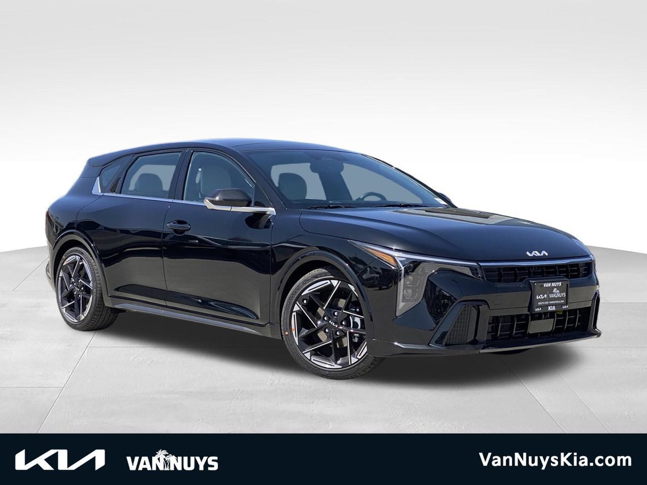 New 2026 Kia K4 GT-Line FWD image 1