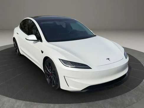 Used 2024 Tesla Model 3 Performance image 7