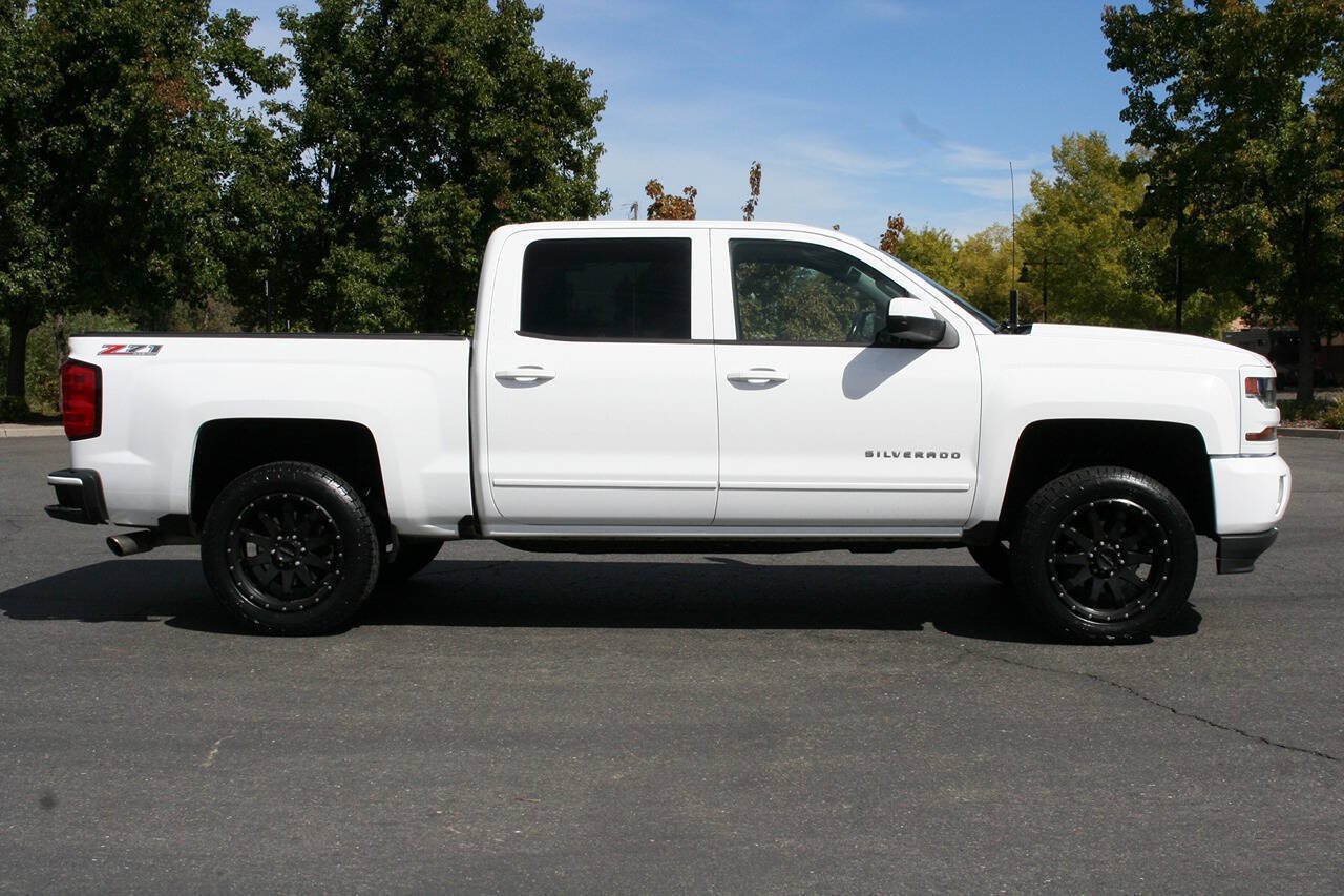 Used 2017 Chevrolet Silverado 1500 LT w/ All Star Edition AWD/4WD image 3