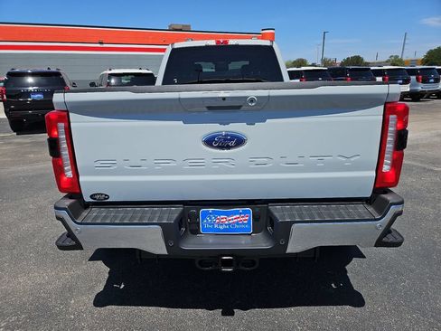 New 2026 Ford F350 Lariat w/ FX4 Off-Road Package AWD/4WD image 10