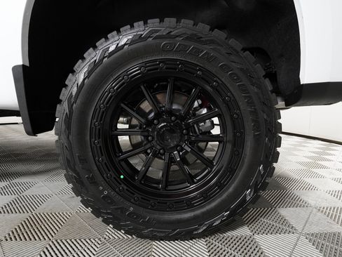 Used 2025 Chevrolet Silverado 1500 LTZ w/ LTZ Premium Texas Edition image 33