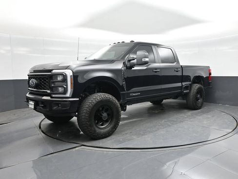 Certified 2025 Ford F250 XL w/ STX Appearance Package AWD/4WD image 20