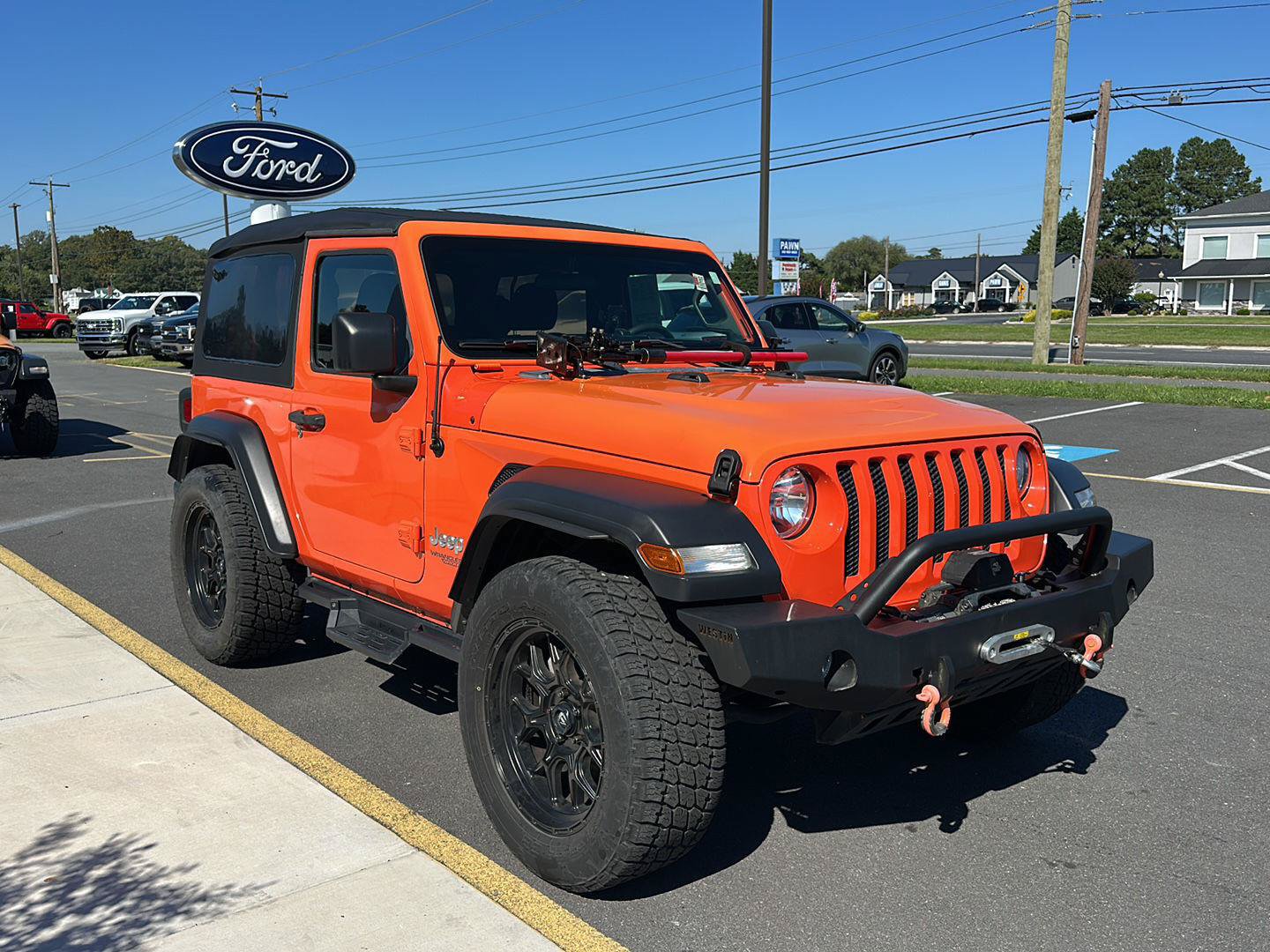 Used 2018 Jeep Wrangler Sport AWD/4WD image 3